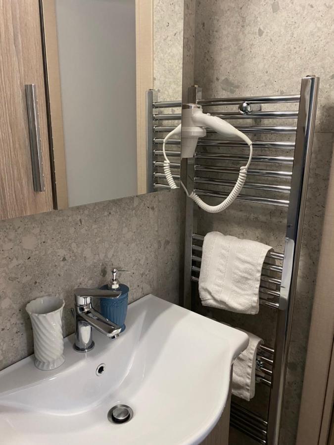 Le Bijou Luxury Rooms & Suites ヴェリア エクステリア 写真