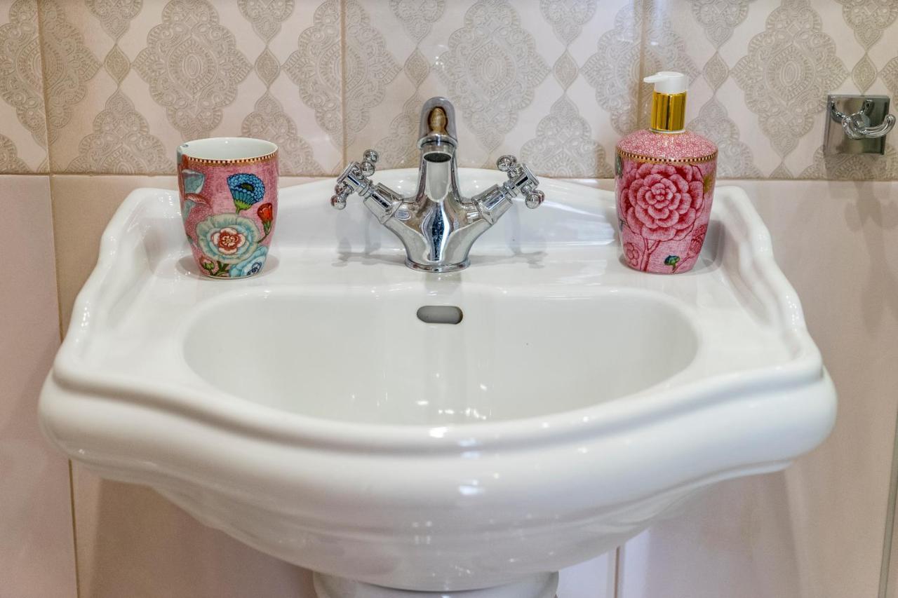 Le Bijou Luxury Rooms & Suites ヴェリア エクステリア 写真